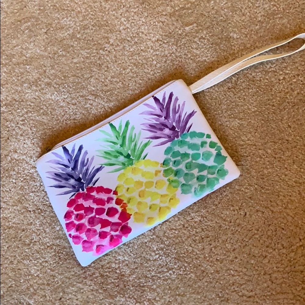 Pineapple 🍍 makeup pouch